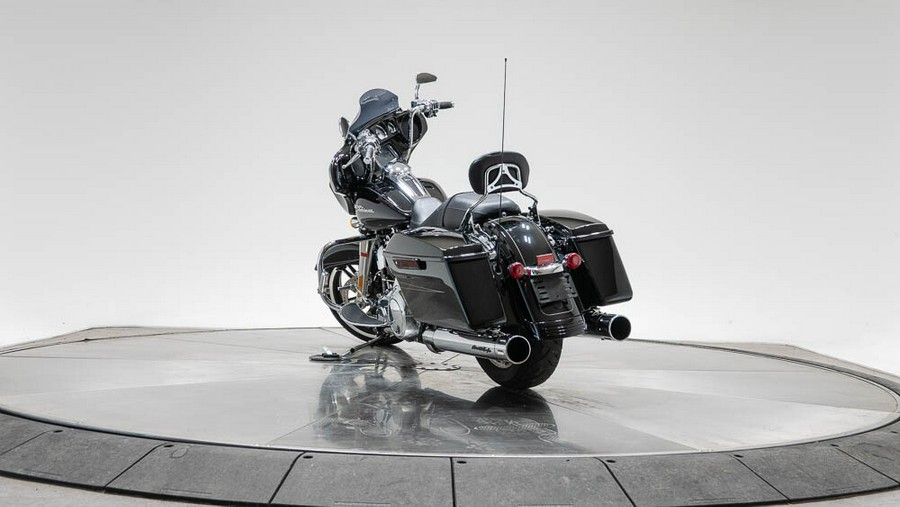 2016 Harley-Davidson Street Glide Special