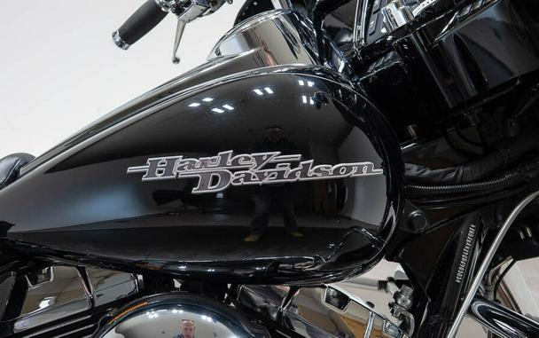 2016 Harley-Davidson Street Glide Special