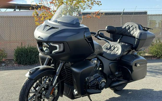 2025 Indian Pursuit Dark Horse 112 w/PowerBand Audio Black S