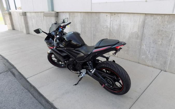 2015 Yamaha YZF-R3
