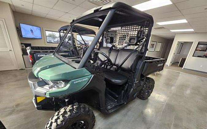 2025 Can-Am Defender DPS HD7