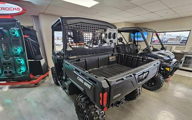 2025 Can-Am Defender DPS HD7