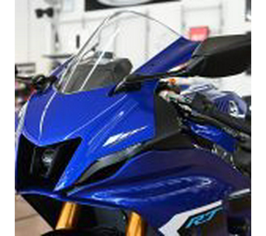 2025 Yamaha R7