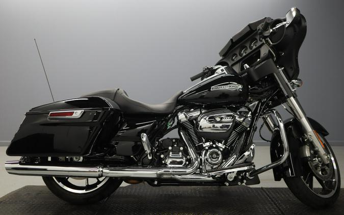 2022 Harley-Davidson Street Glide