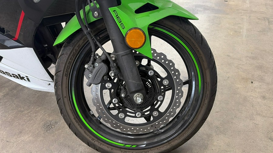2022 Kawasaki Ninja® 400 ABS