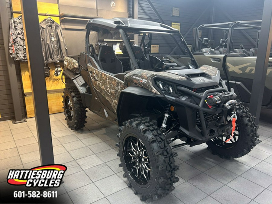 2026 Can-Am Commander X Mr 1000R Dark Wildland Camo