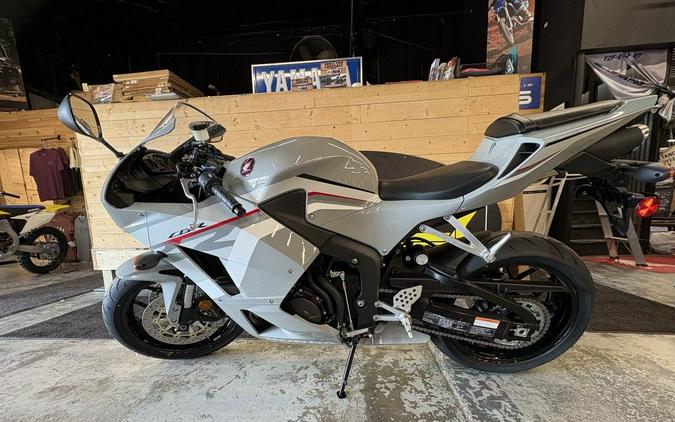 2026 Honda CBR600RR Base