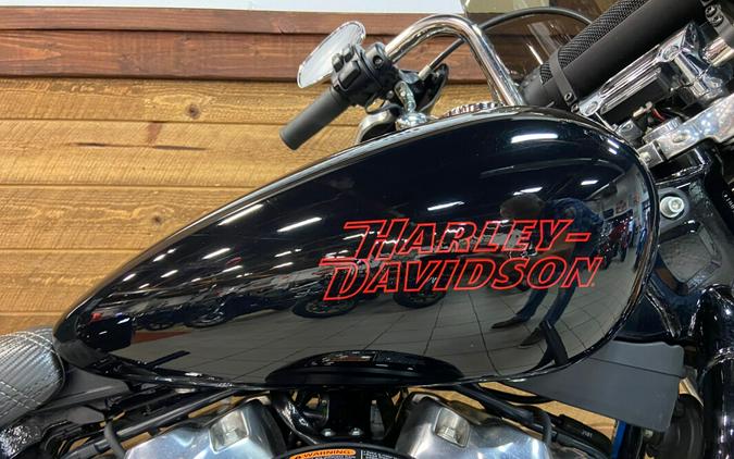 2023 Harley-Davidson® Softail® Standard Vivid Black FXST