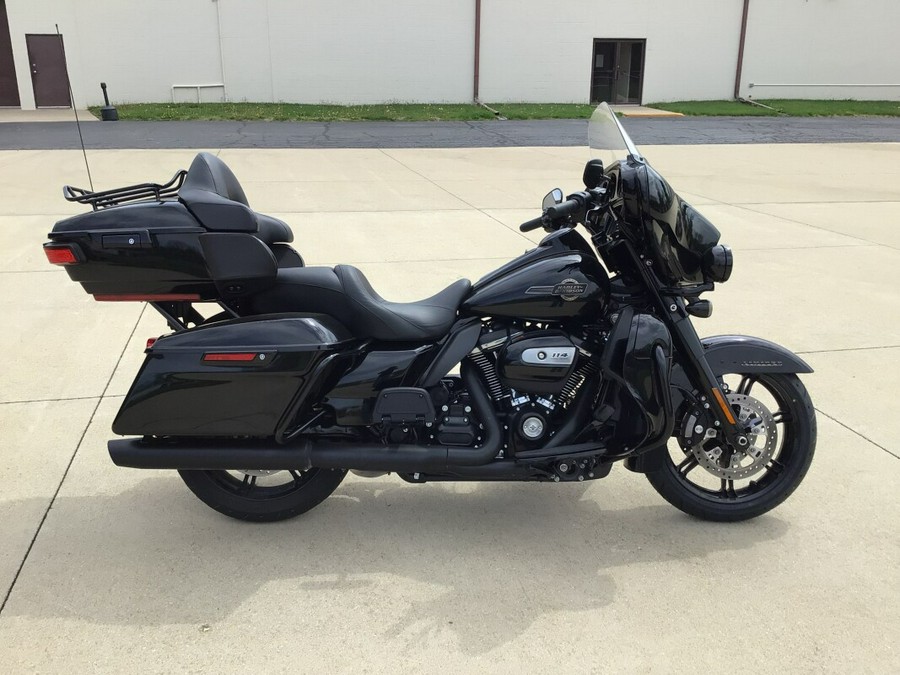 2023 FLHTK Ultra Limited