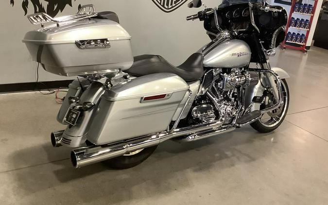 2015 Harley-Davidson® FLHXS - Street Glide® Special