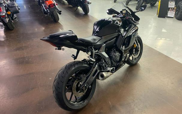 2022 Yamaha YZF-R7