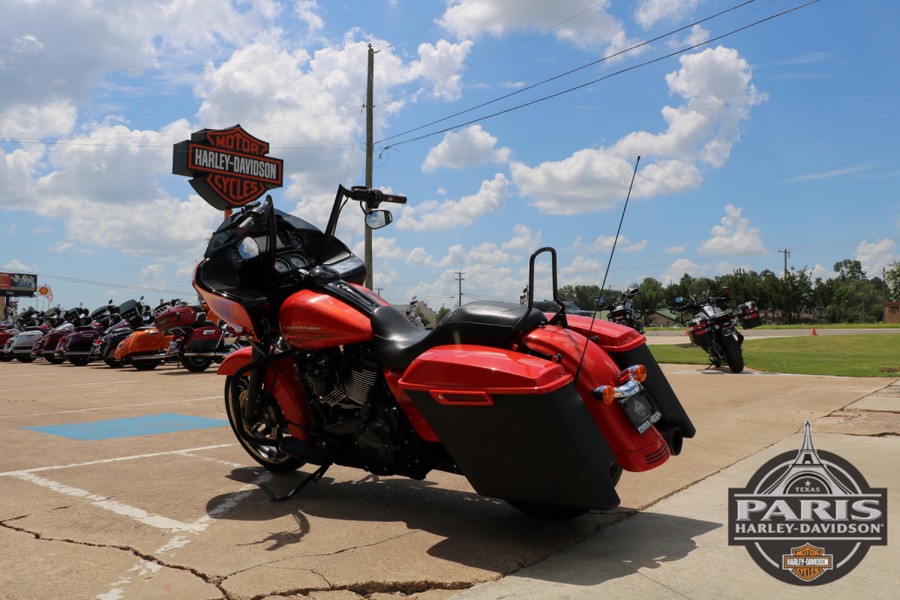 FLTRXS 2017 Road Glide Special