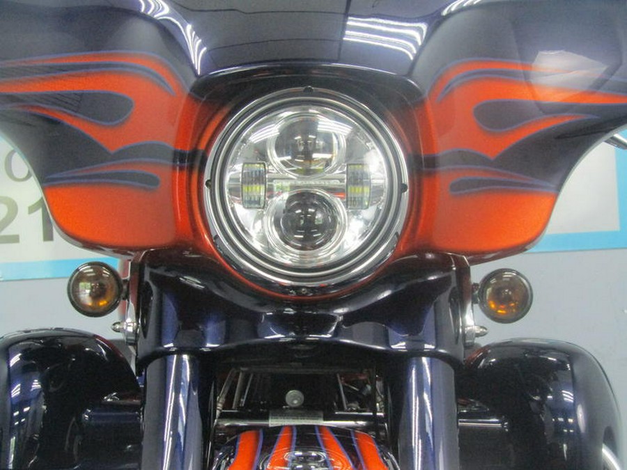 2015 Harley-Davidson® FLHXSE - CVO™ Street Glide®