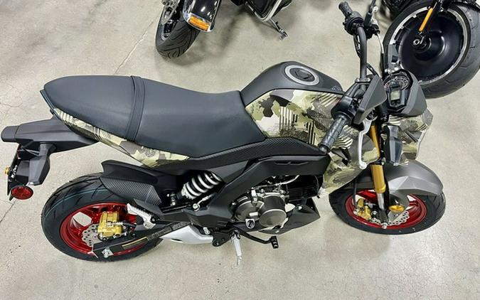 2025 Kawasaki Z125 PRO Cypher Camo Beige
