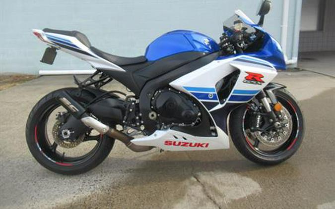 2016 Suzuki GSX-R1000 Commemorative Edition