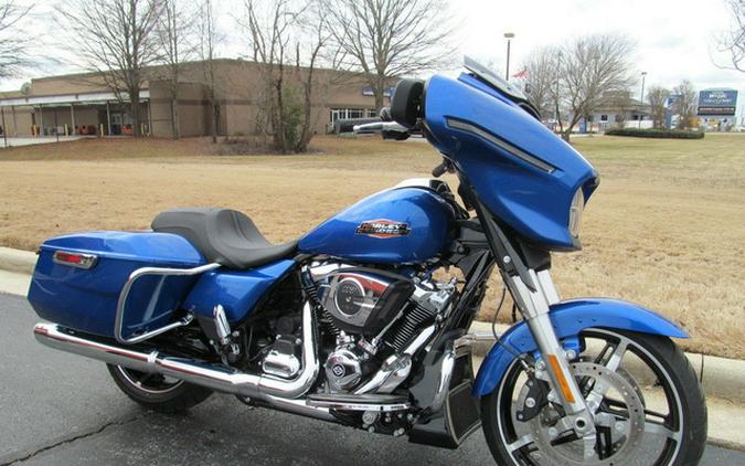 2025 Harley-Davidson FLHX - Street Glide