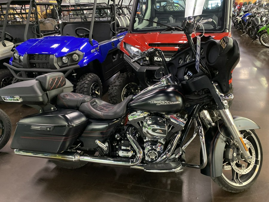 2015 Harley-Davidson® STREET GLIDE SPECIAL