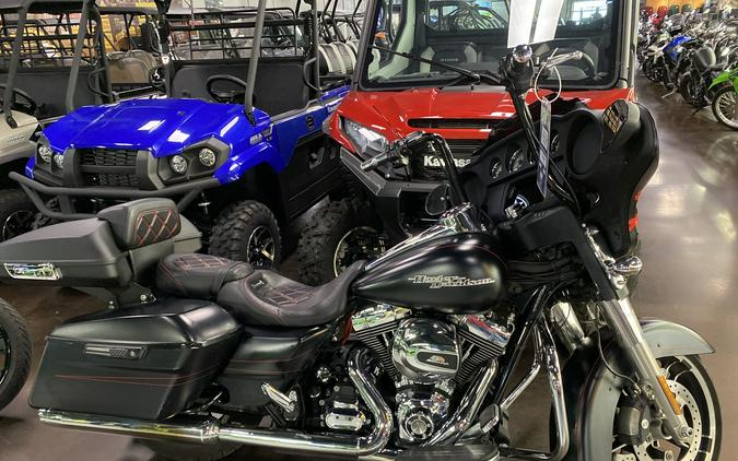 2015 Harley-Davidson® STREET GLIDE SPECIAL