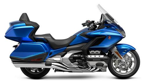 2021 Honda Gold Wing Tour DCT Review: Madonna Bound, Two-Up