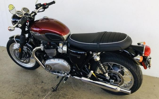 2024 Triumph Bonneville T120 Cordovan Red/Silver Ice