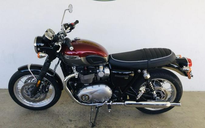 2024 Triumph Bonneville T120 Cordovan Red/Silver Ice