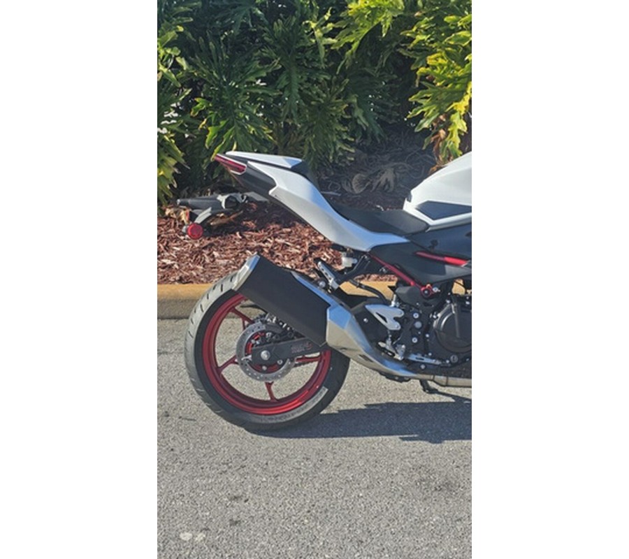 2026 Kawasaki Z500 SE ABS