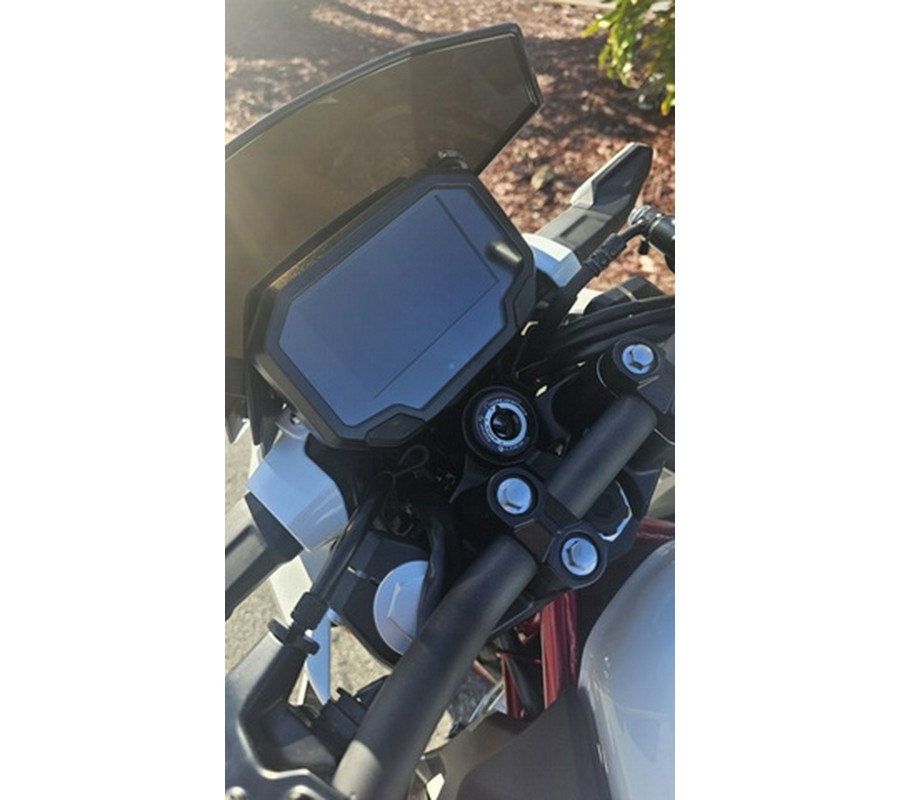 2026 Kawasaki Z500 SE ABS