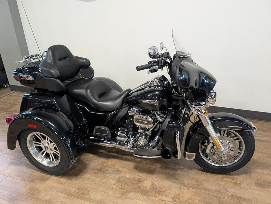 2018 Harley-Davidson® FLHTCUTG - Tri Glide® Ultra