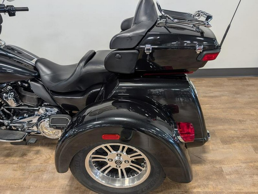 2018 Harley-Davidson® FLHTCUTG - Tri Glide® Ultra