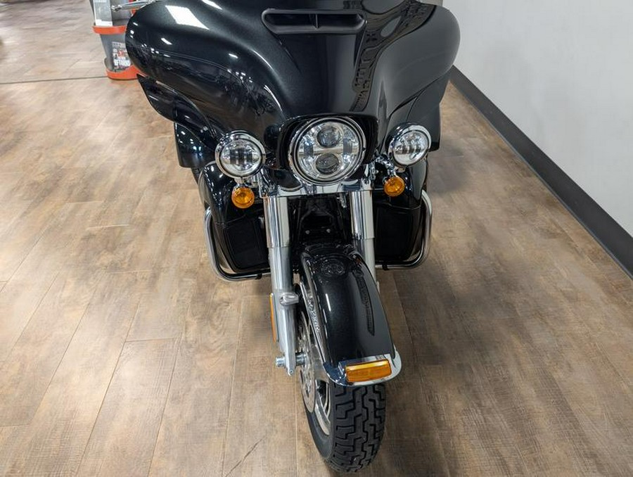 2018 Harley-Davidson® FLHTCUTG - Tri Glide® Ultra