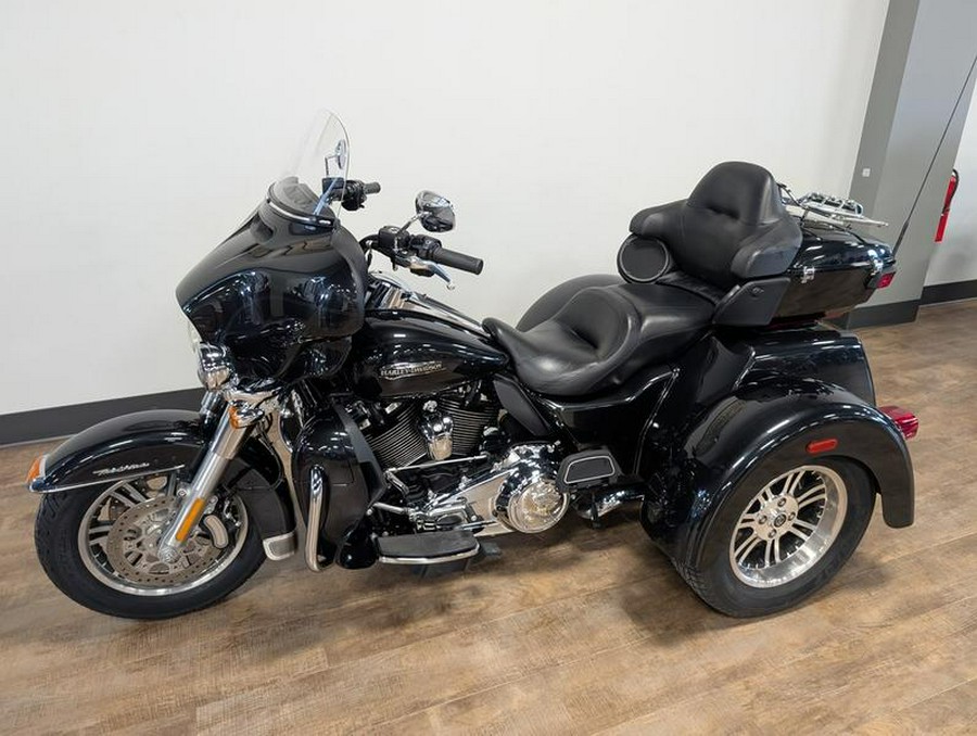 2018 Harley-Davidson® FLHTCUTG - Tri Glide® Ultra