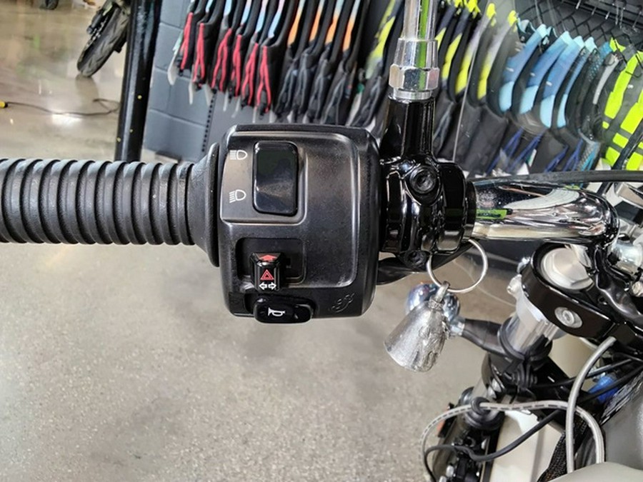 2019 Indian Scout Thunder Black