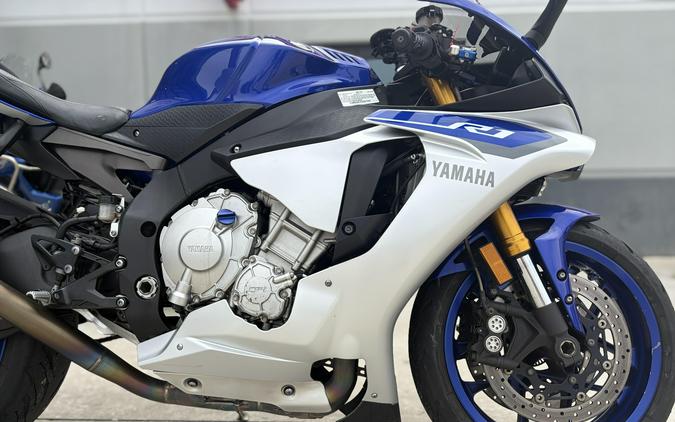 2015 Yamaha YZFR1