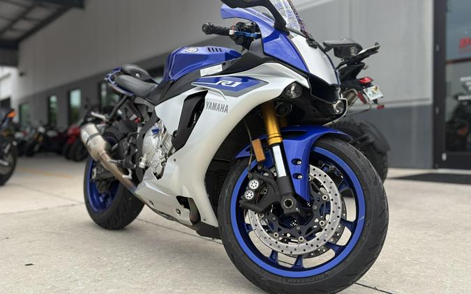 2015 Yamaha YZFR1