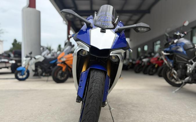 2015 Yamaha YZFR1