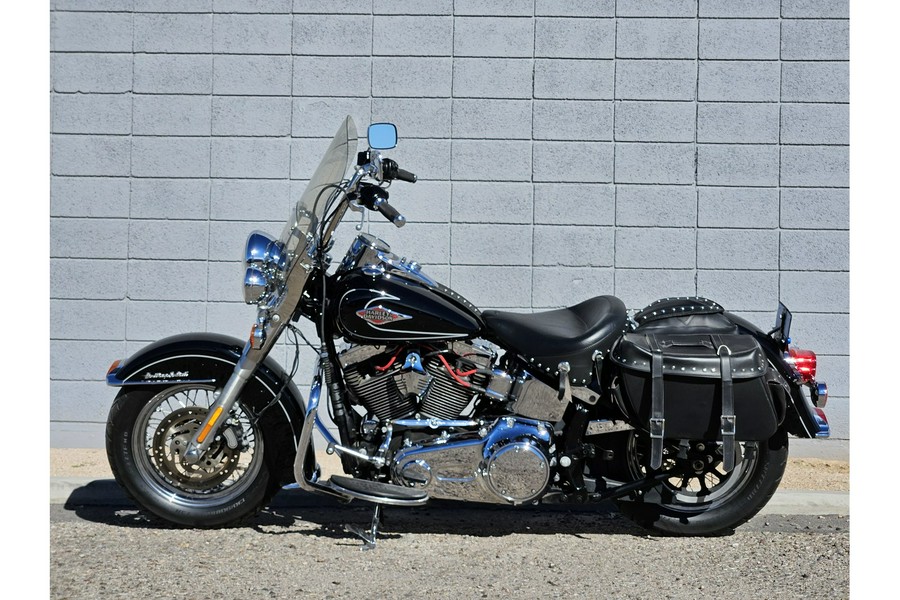 2011 Harley-Davidson® FLSTC Heritage Softail Classic