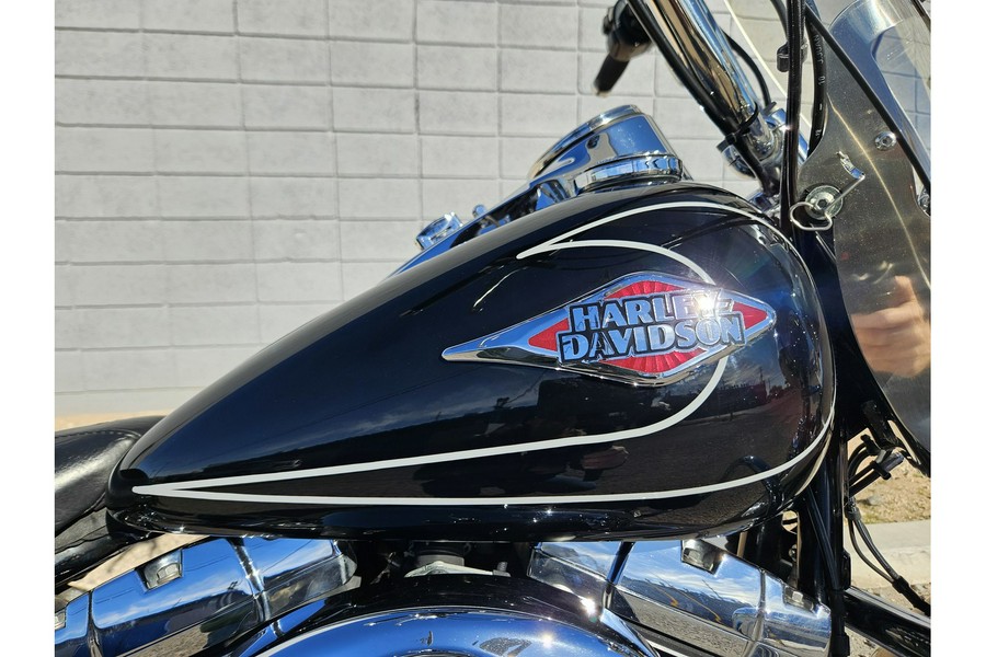 2011 Harley-Davidson® FLSTC Heritage Softail Classic