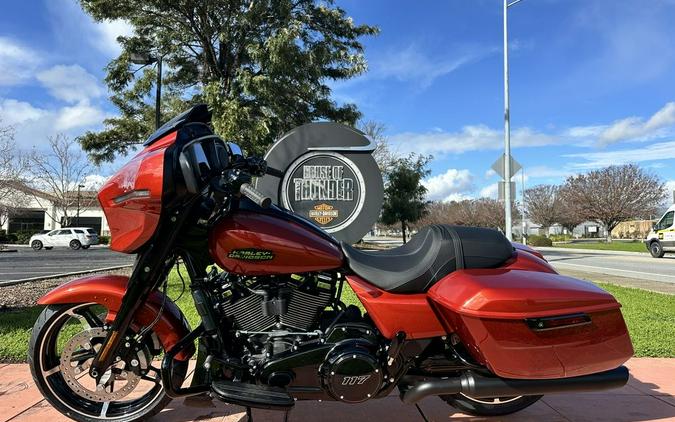 2024 Harley-Davidson® FLHX - Street Glide®