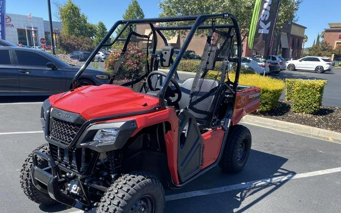 2025 Honda® Pioneer 520