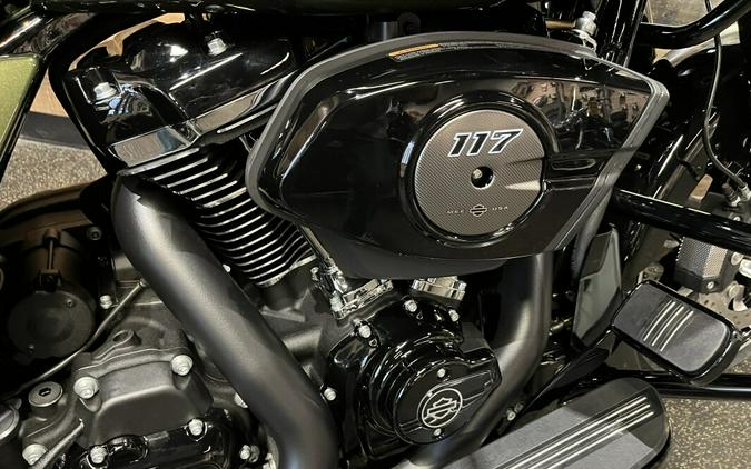 2026 Harley-Davidson® Road Glide® Olive Steel Metallic / Vivid Black - Black FLTRX