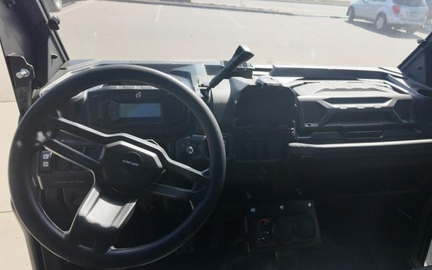 2023 Can-Am HD7 CAMO W/CAB & HEAT