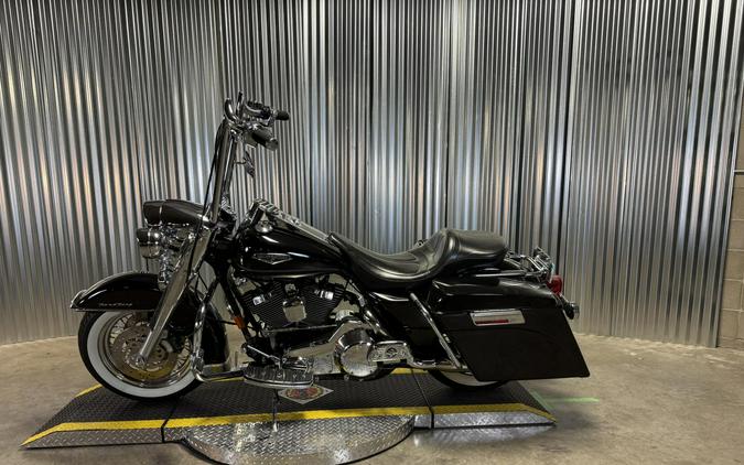 2006 Harley-Davidson Road King Classic BLACK W/PINSTRIPE