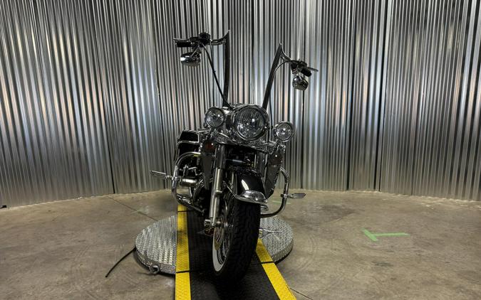2006 Harley-Davidson Road King Classic BLACK W/PINSTRIPE