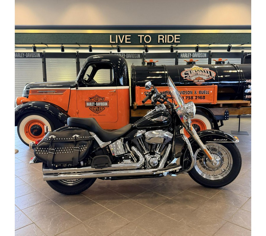 2013 Harley-Davidson Heritage Softail Classic FLSTC