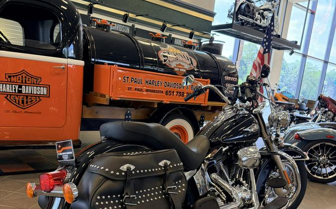 2013 Harley-Davidson Heritage Softail Classic FLSTC