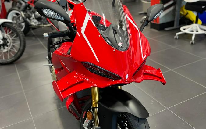 2026 Ducati Panigale V4 R