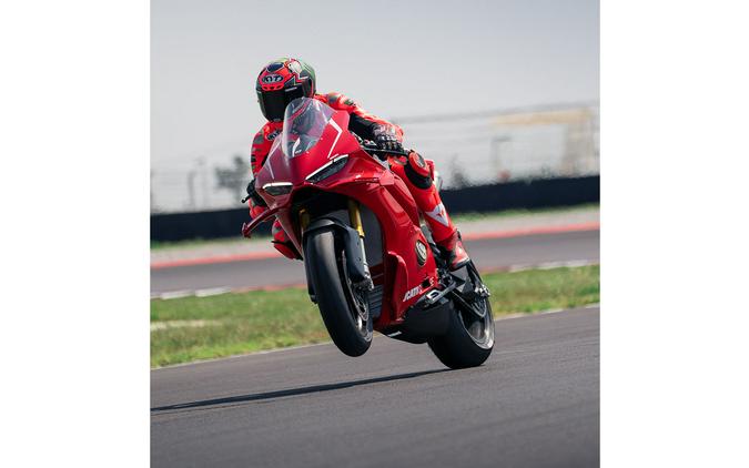 2026 Ducati Panigale V4 R