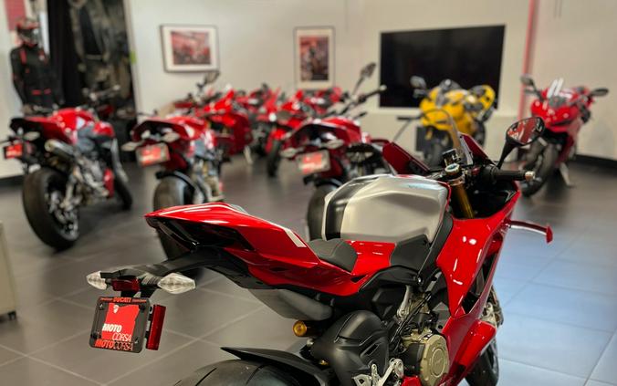 2026 Ducati Panigale V4 R