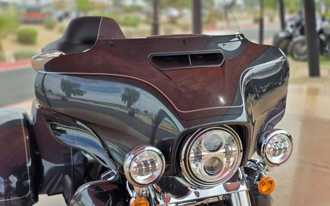 2025 Harley-Davidson® FLHTCUTG - Tri Glide® Ultra