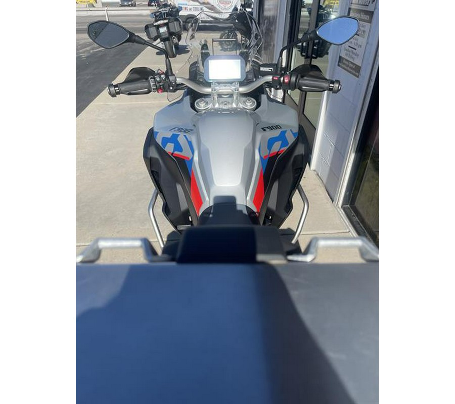 2025 BMW F 900 GS Adventure